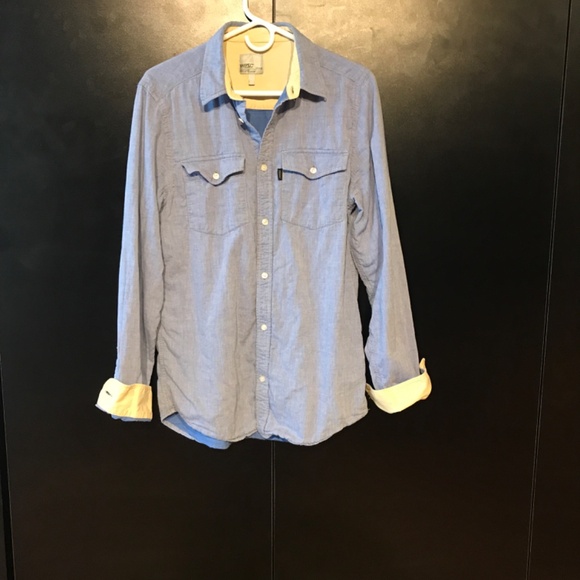 WeSC Button-Up Shirt - Picture 2 of 3